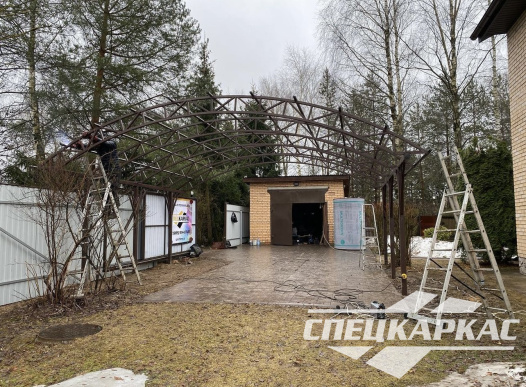 Навес из поликарбоната на 2 машины с усиленной стропильной системой №43 - фото 1390